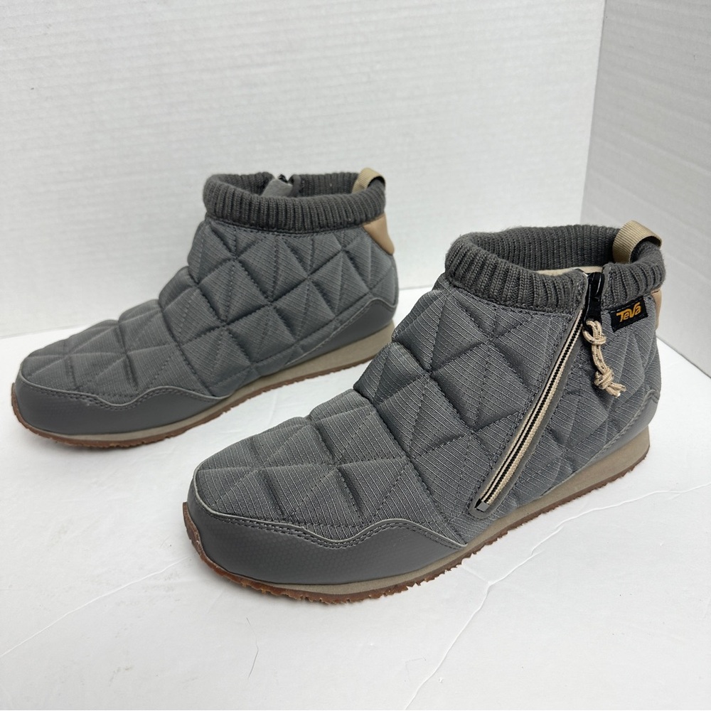 Teva ReEMBER Mid Slip-On Quilted Outdoor Bootie in Gray Mens Size 7 - Picture 3 of 11